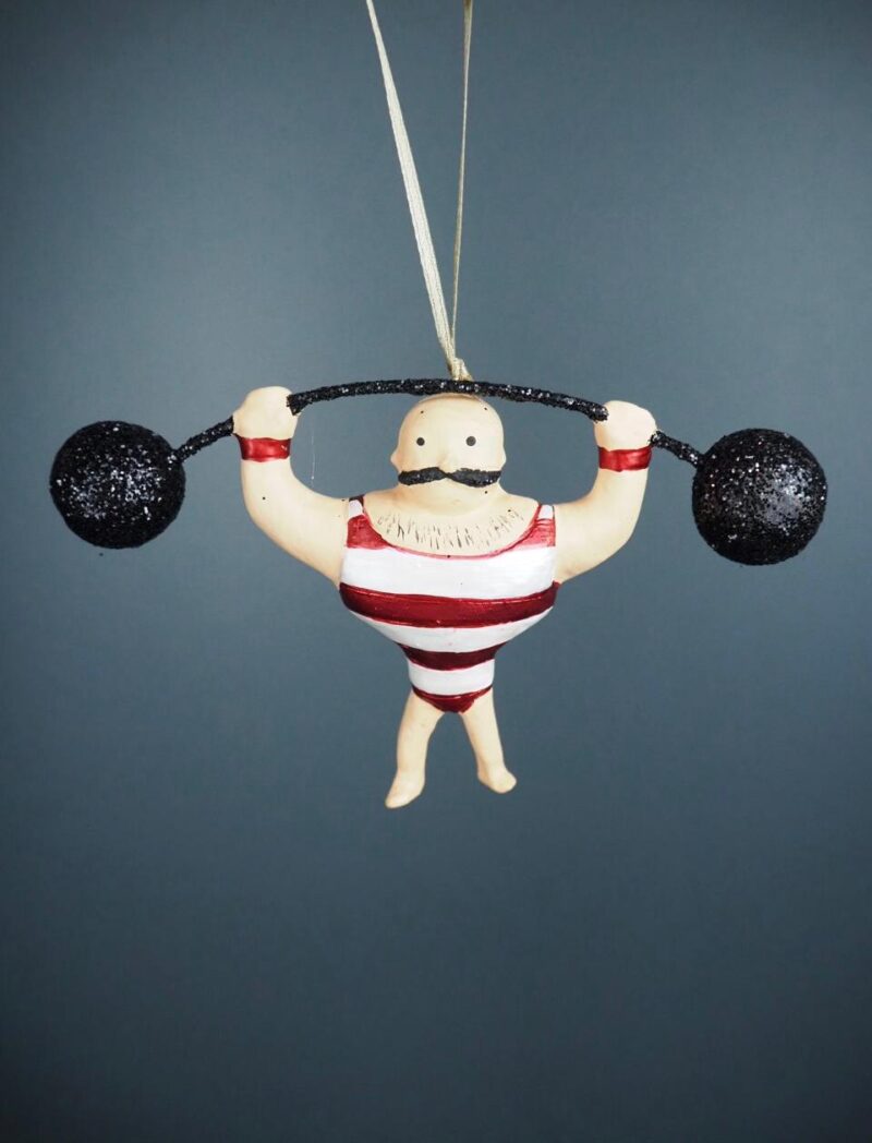 Strong man in PW/red L