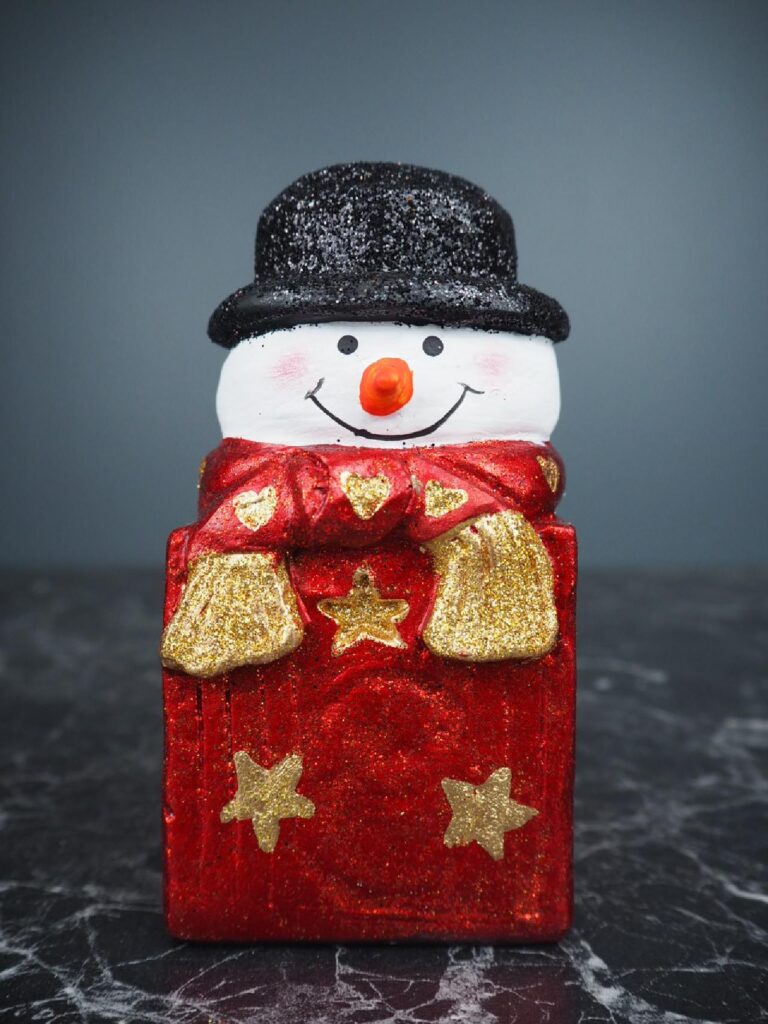 Bowler hat Snowman red