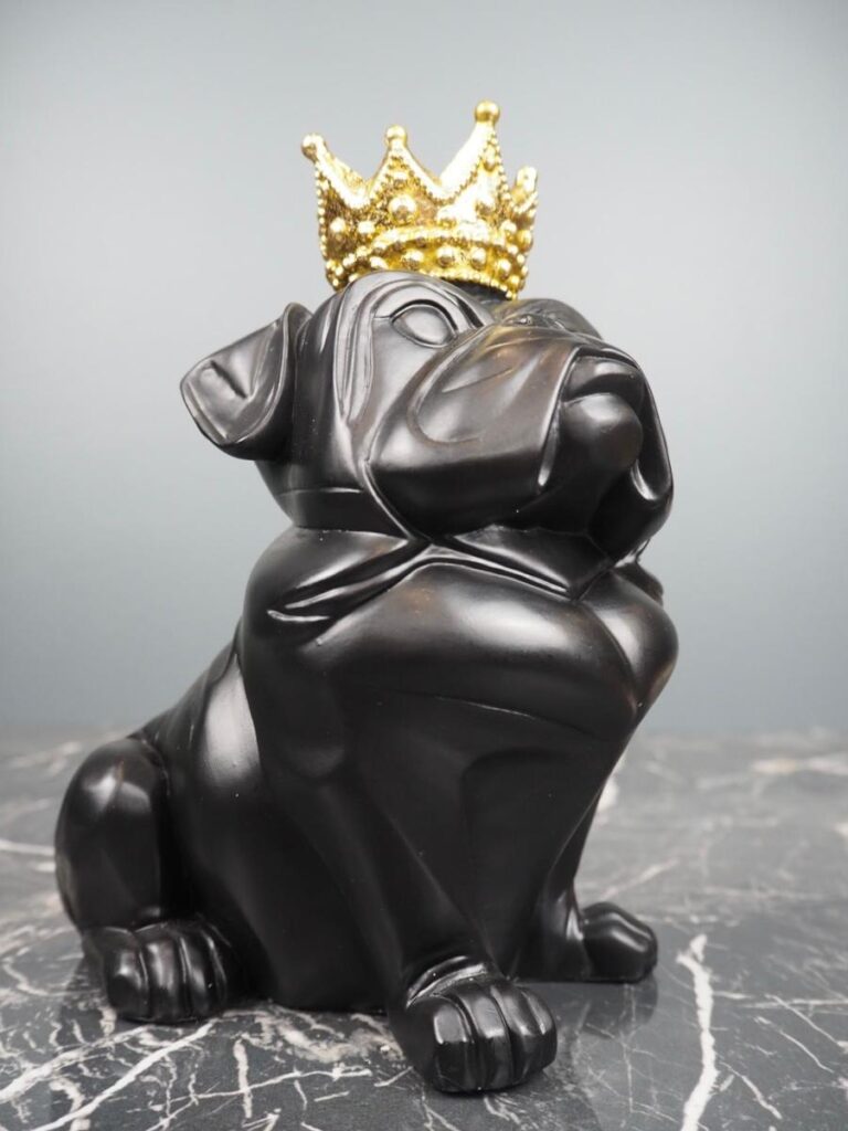 Bulldog with crown