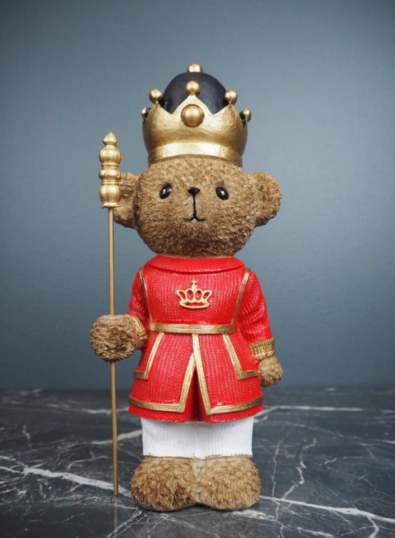 Bear solider red