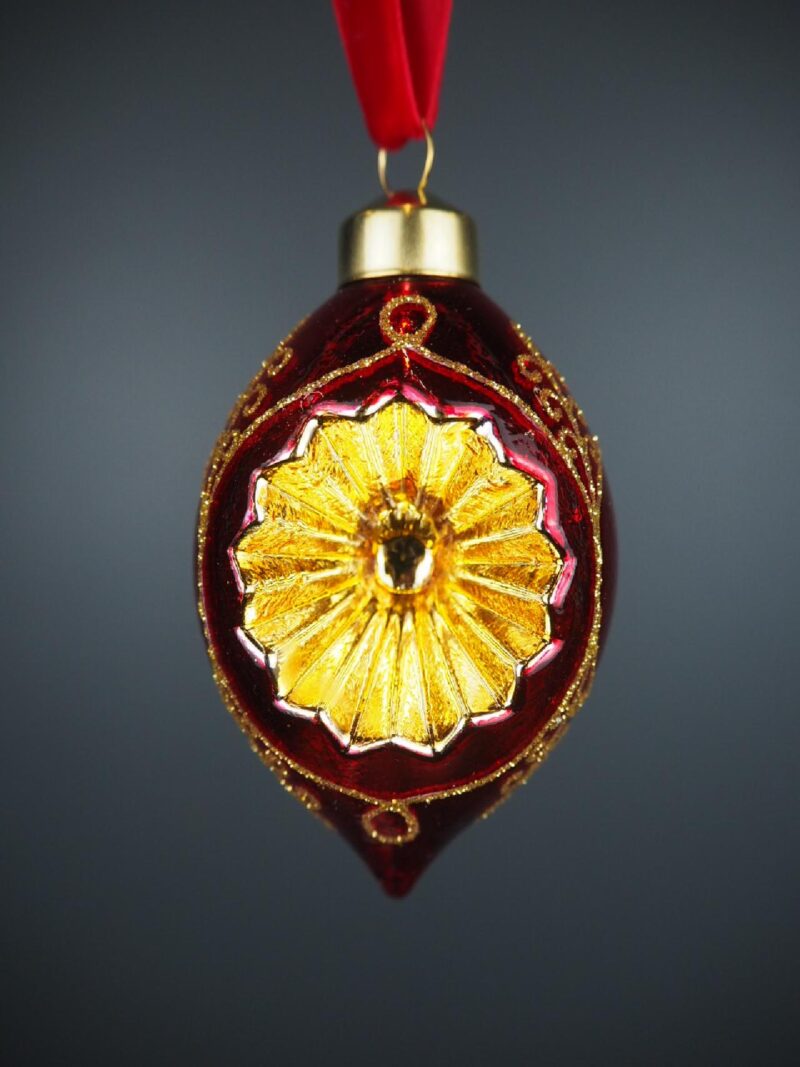Glass ball red