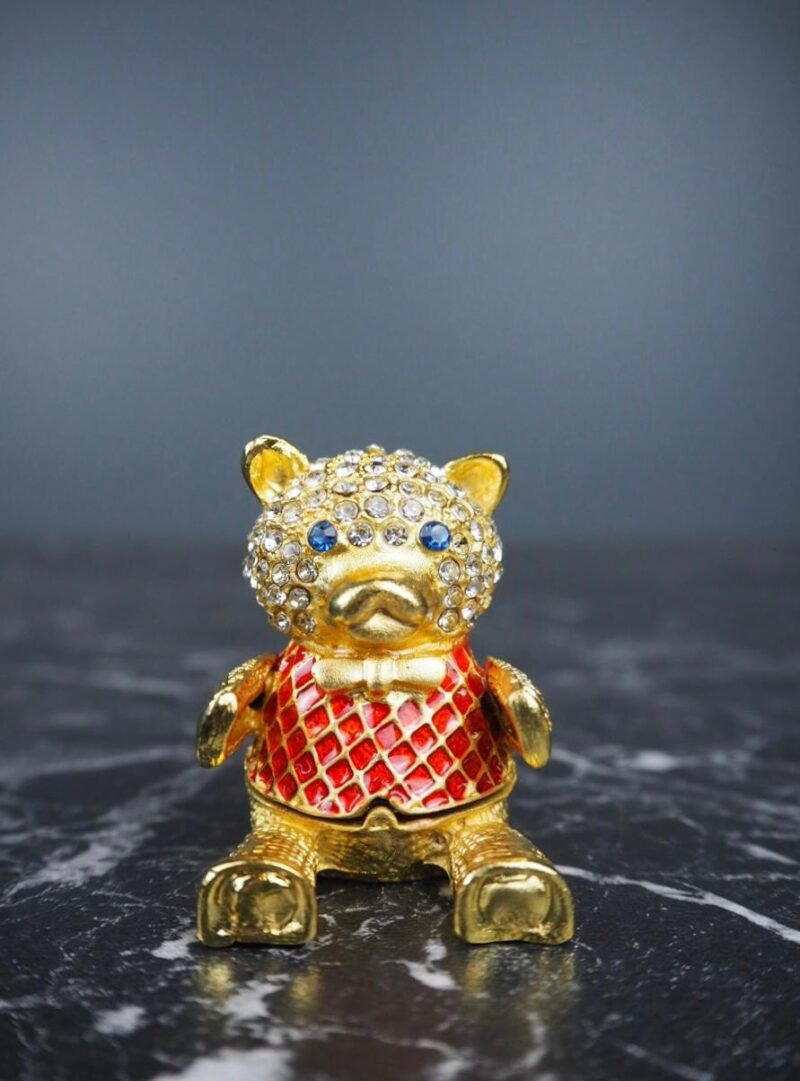Teddy bear