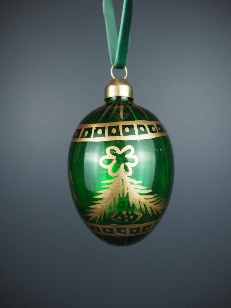 Glass egg green - Image 2