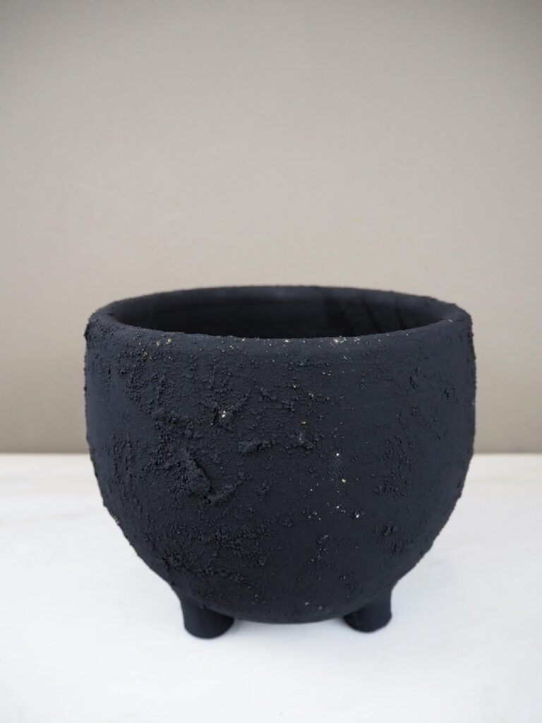 Ball shape pot black M - Image 2