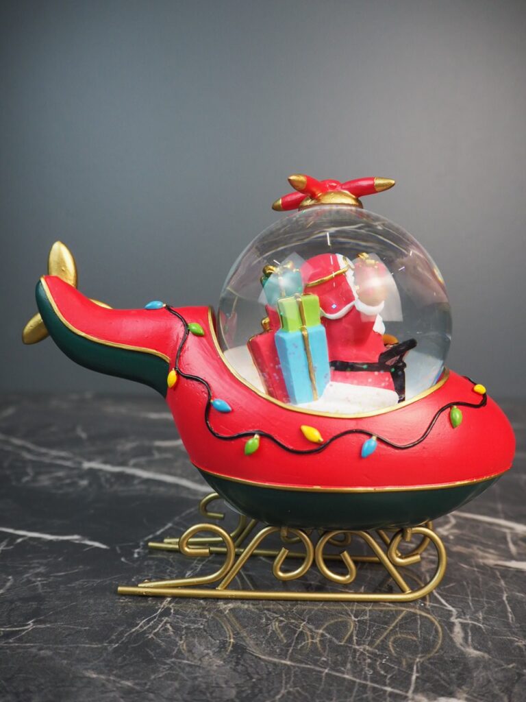 Santa helicopter snowglobe 80mm - Image 5