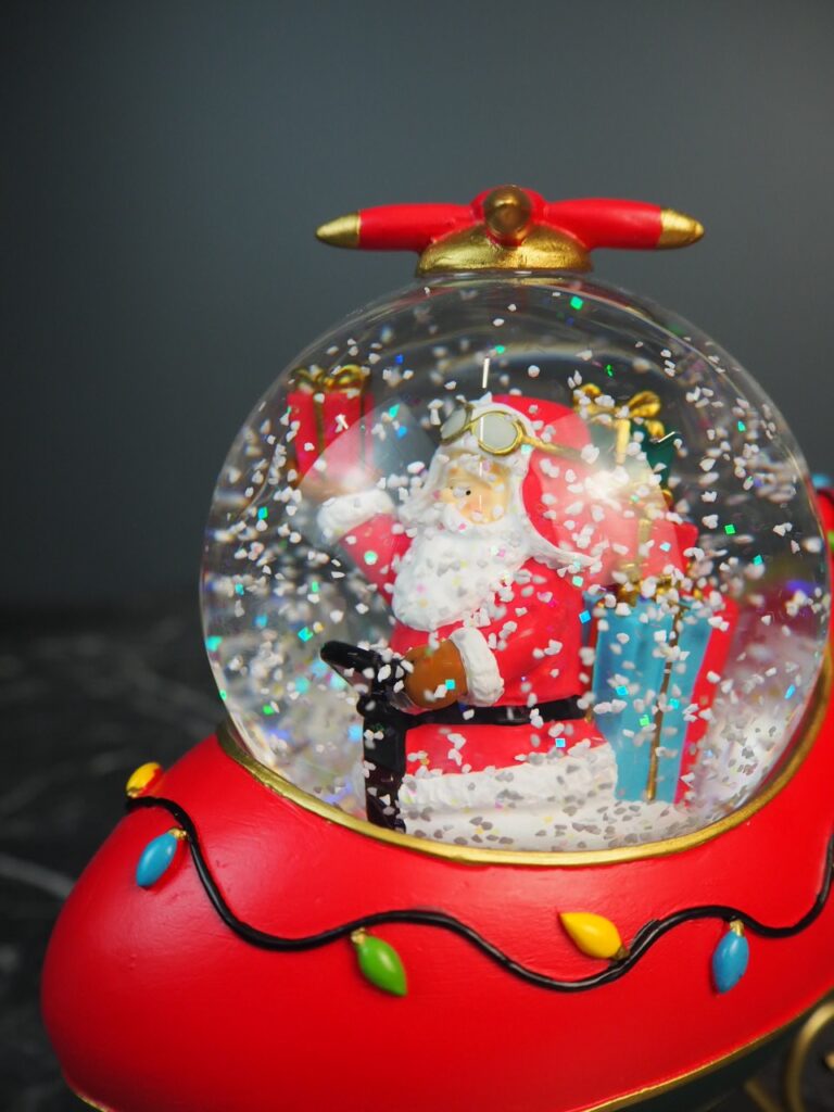 Santa helicopter snowglobe 80mm - Image 2