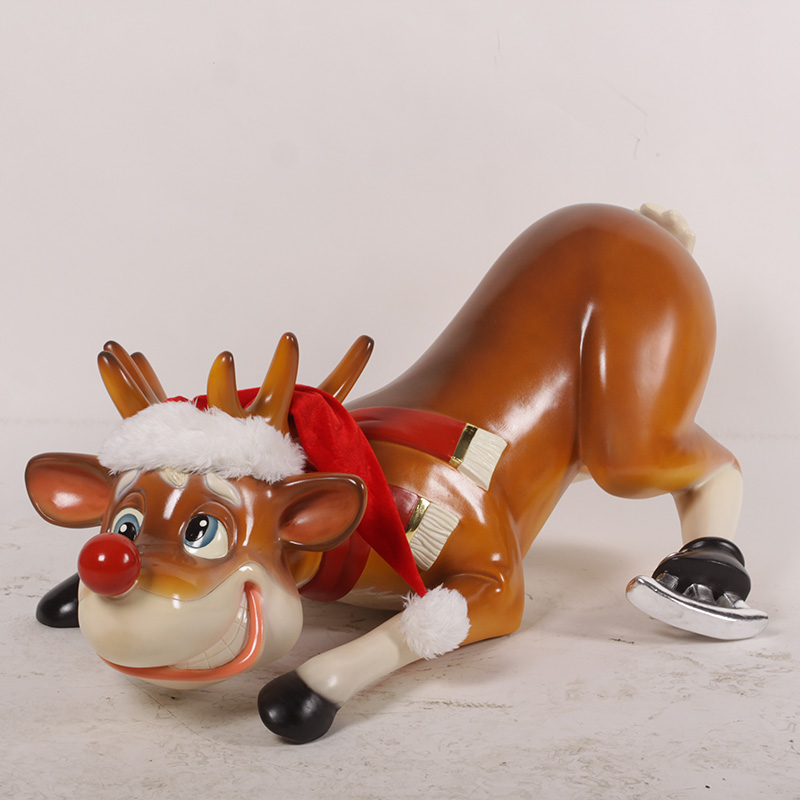 Funny Reindeer Skating