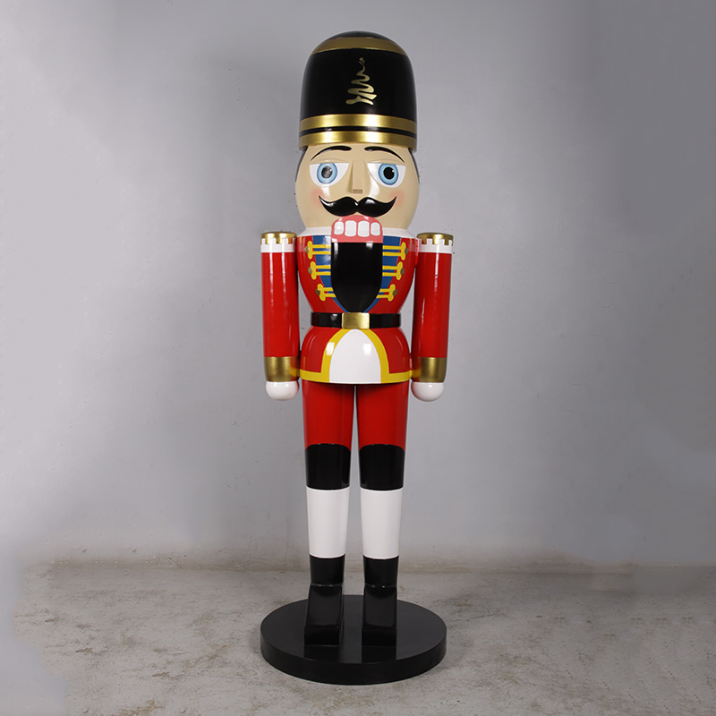 Nutcracker Guard 8ft.