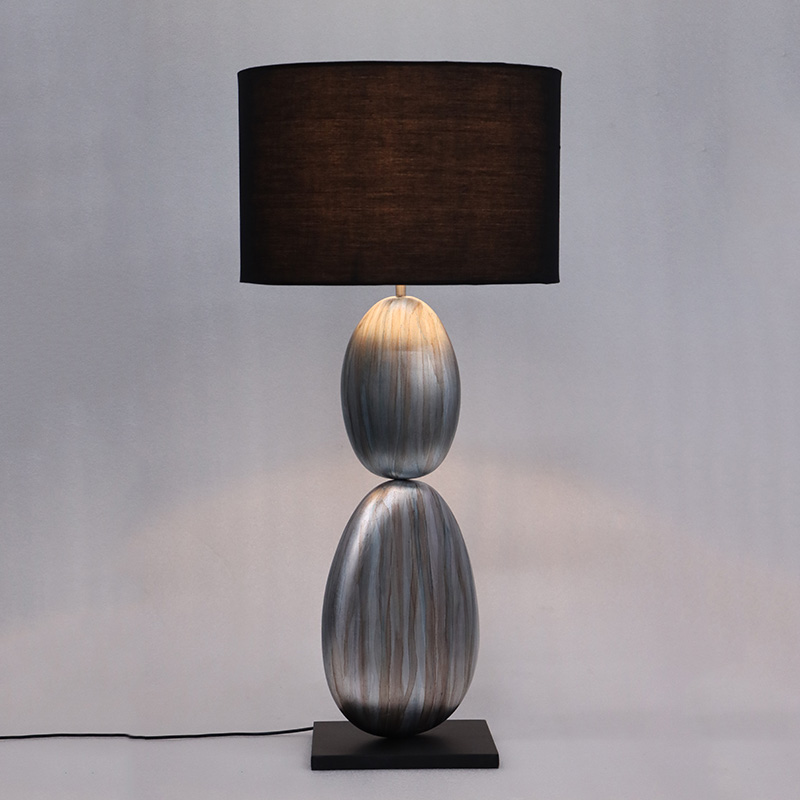 Pebble Table Lumiere Dye