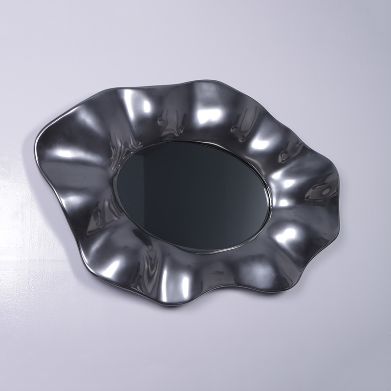 Dali Mirror – Oval LiquidSilver