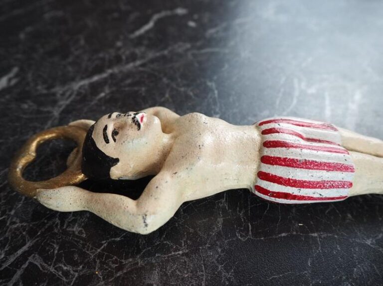 Man to dive Bottle Opener - Image 4