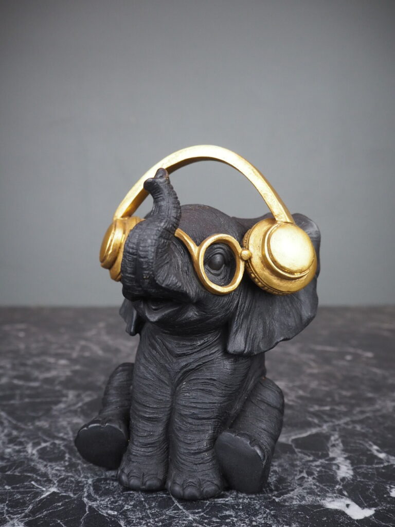 Elephant matte black - Image 2