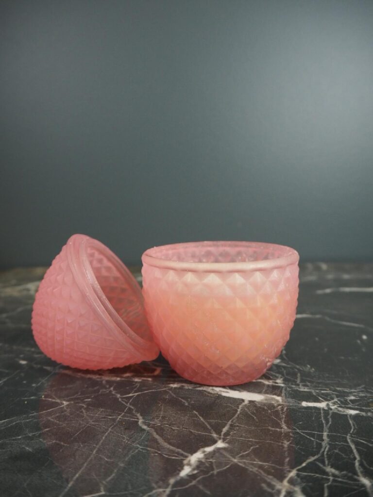 Egg candle pink - Image 2