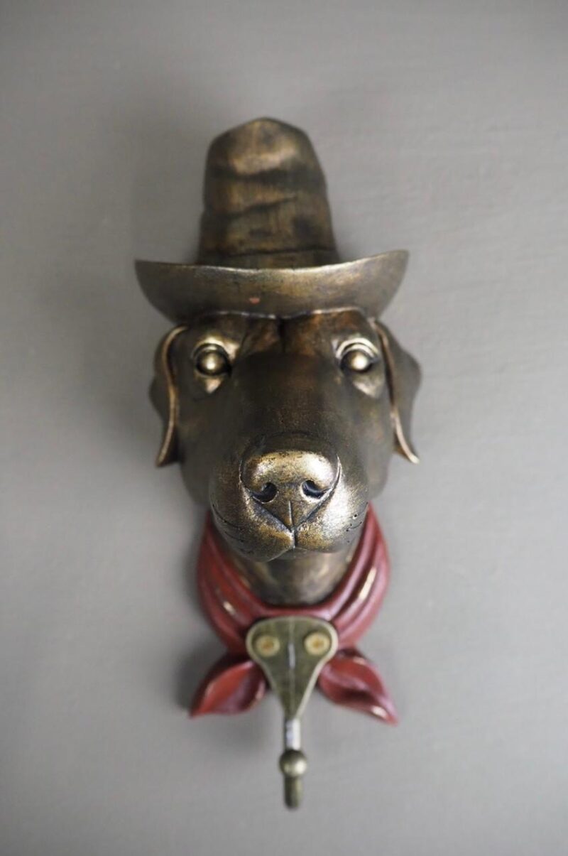 Dante dog hook