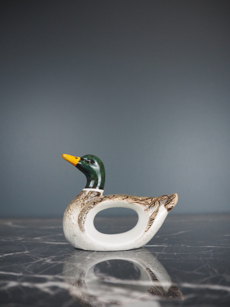 Dorothy duck napkin ring