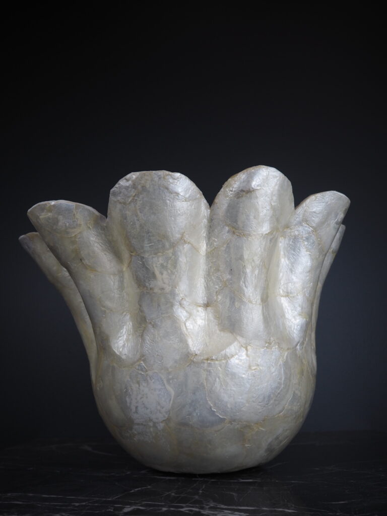 Capiz wavy bowl