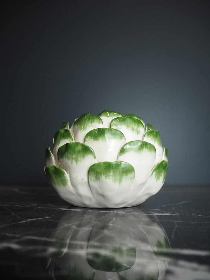 Verona pine cone CH