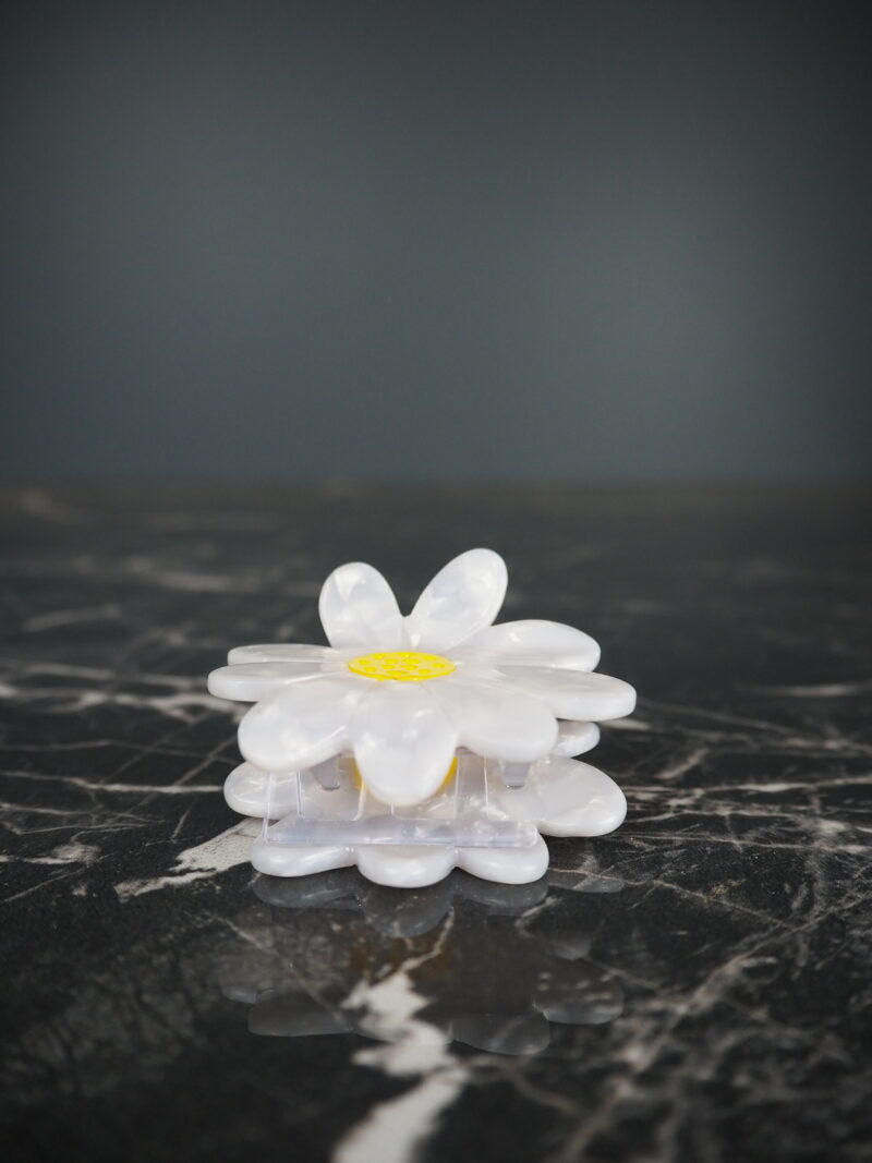 Daisies hairclip