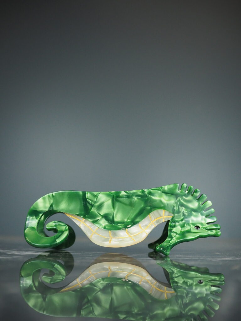 Seahorse hairclip