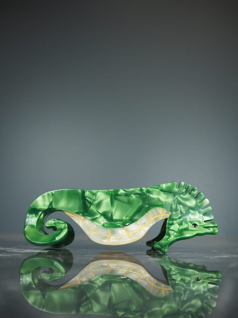 Seahorse hairclip