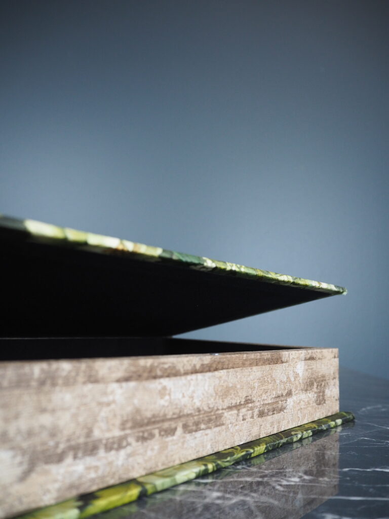 Birds in green book box - Image 3