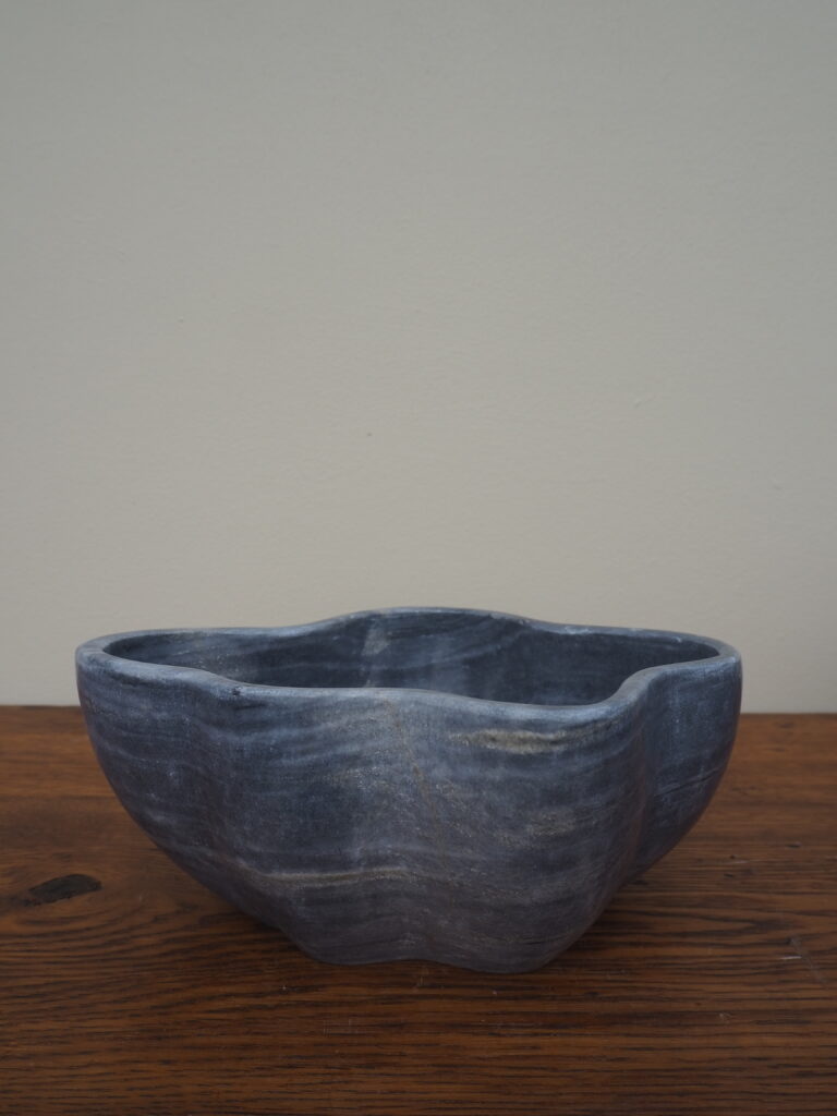 Irregular bowl 20 cm marble black/grey - Image 2