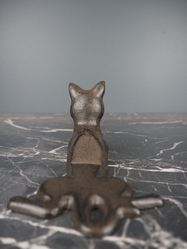 Cleo cat door stopper - Image 3