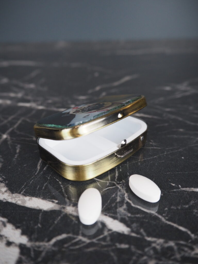 Nurse pill box  3 ass - Image 2