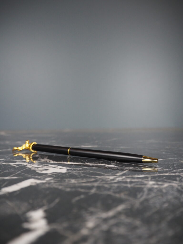 Golden moose ball pen - Image 4