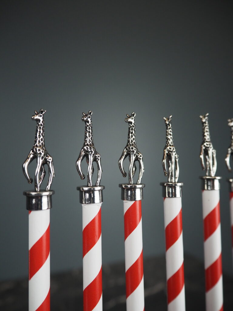 Silver giraffe pencil - Image 2