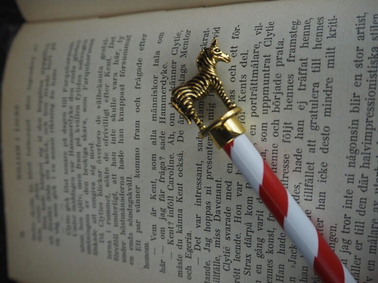 Golden zebra pencil - Image 5