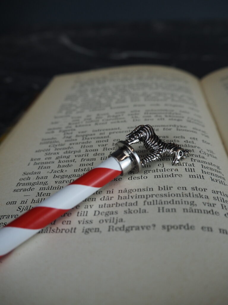 Silver zebra pencil - Image 7