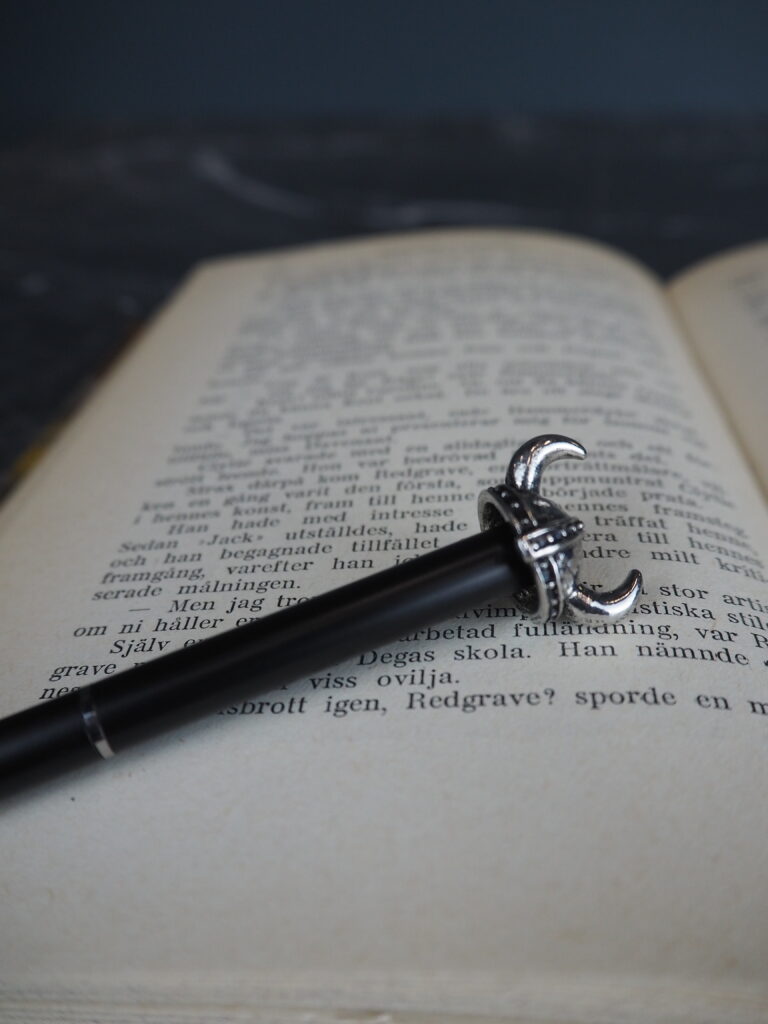 Viking helmet ball pen - Image 4