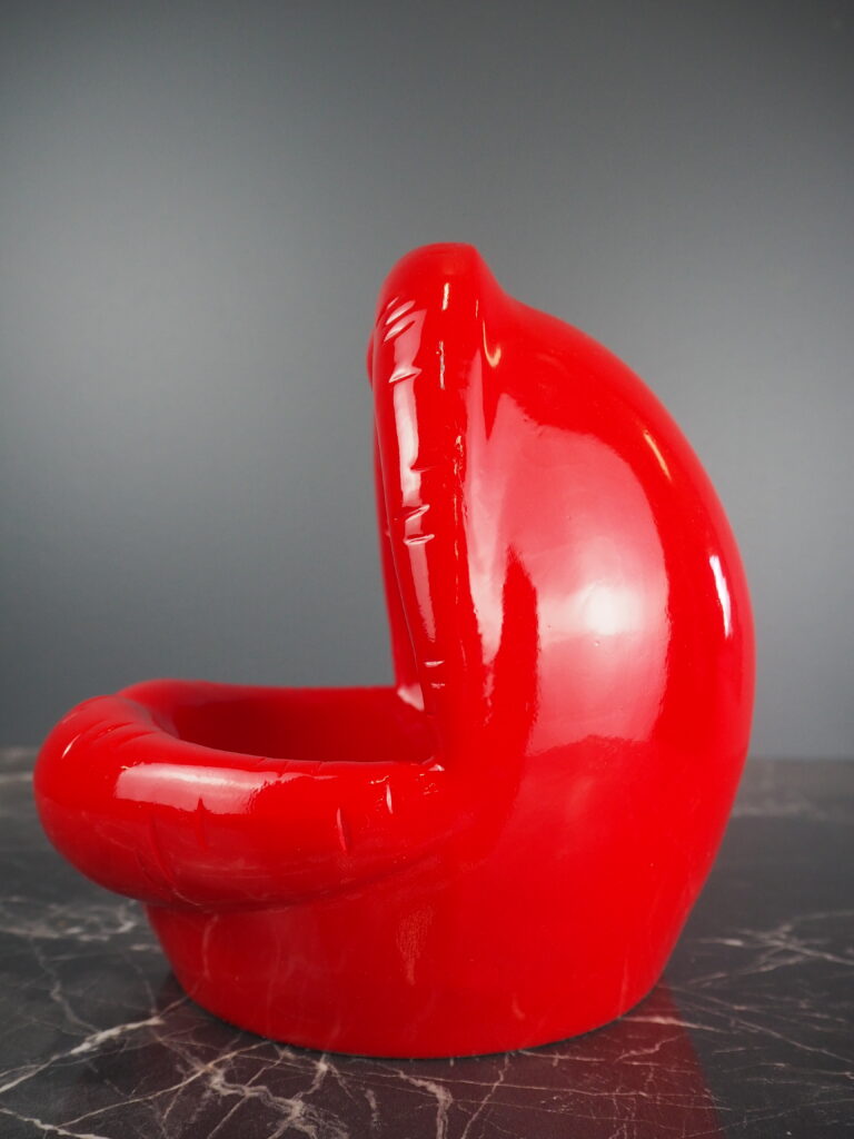 Lip container - Image 3