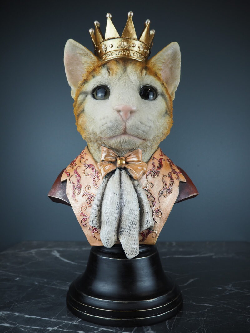 Clara Cat