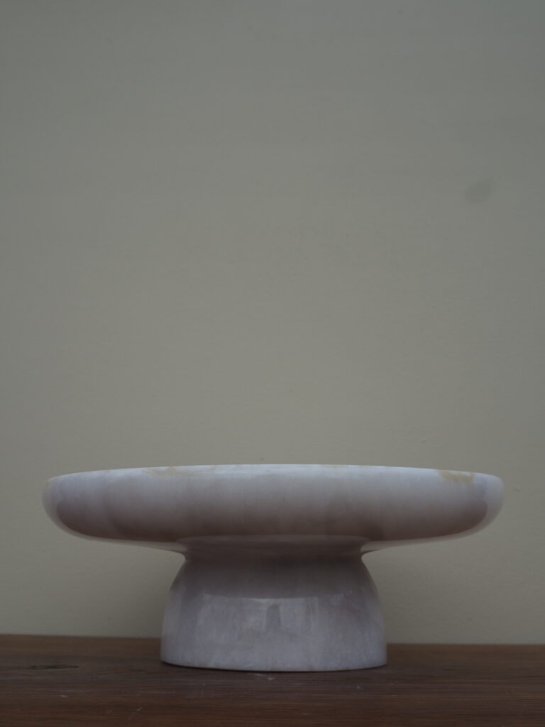 Cake stand marble white