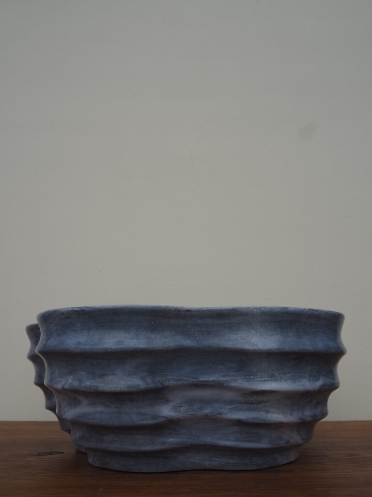 Ribbed bowl grey marble