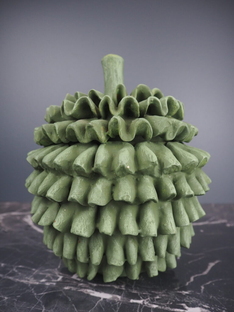 Round pinecone Jar green S