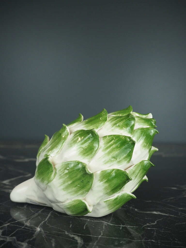 Verona pine cone - Image 3