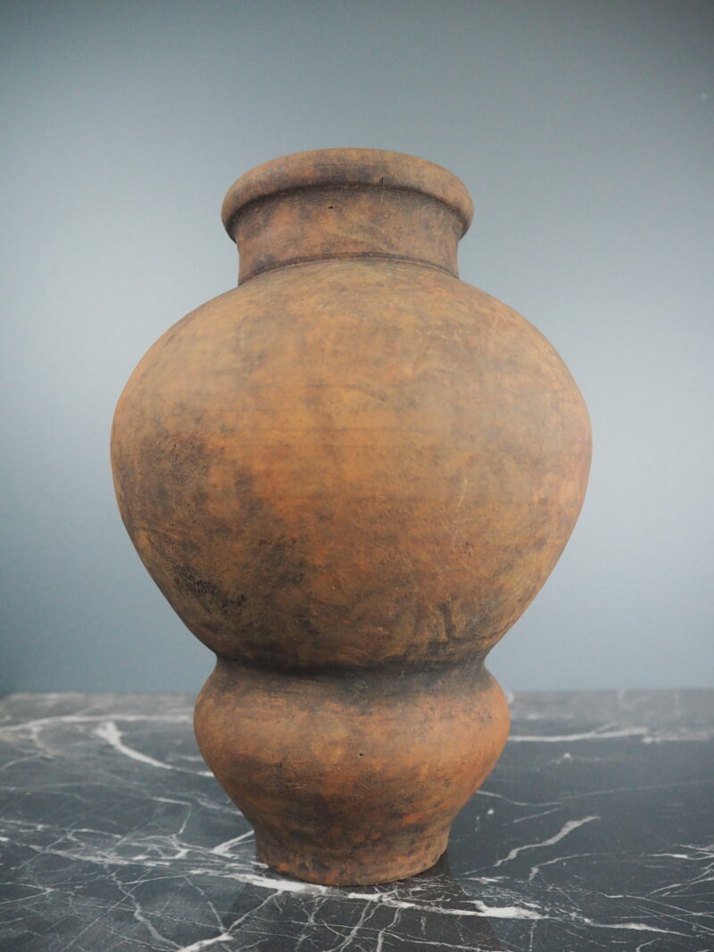 seo Antique Vase