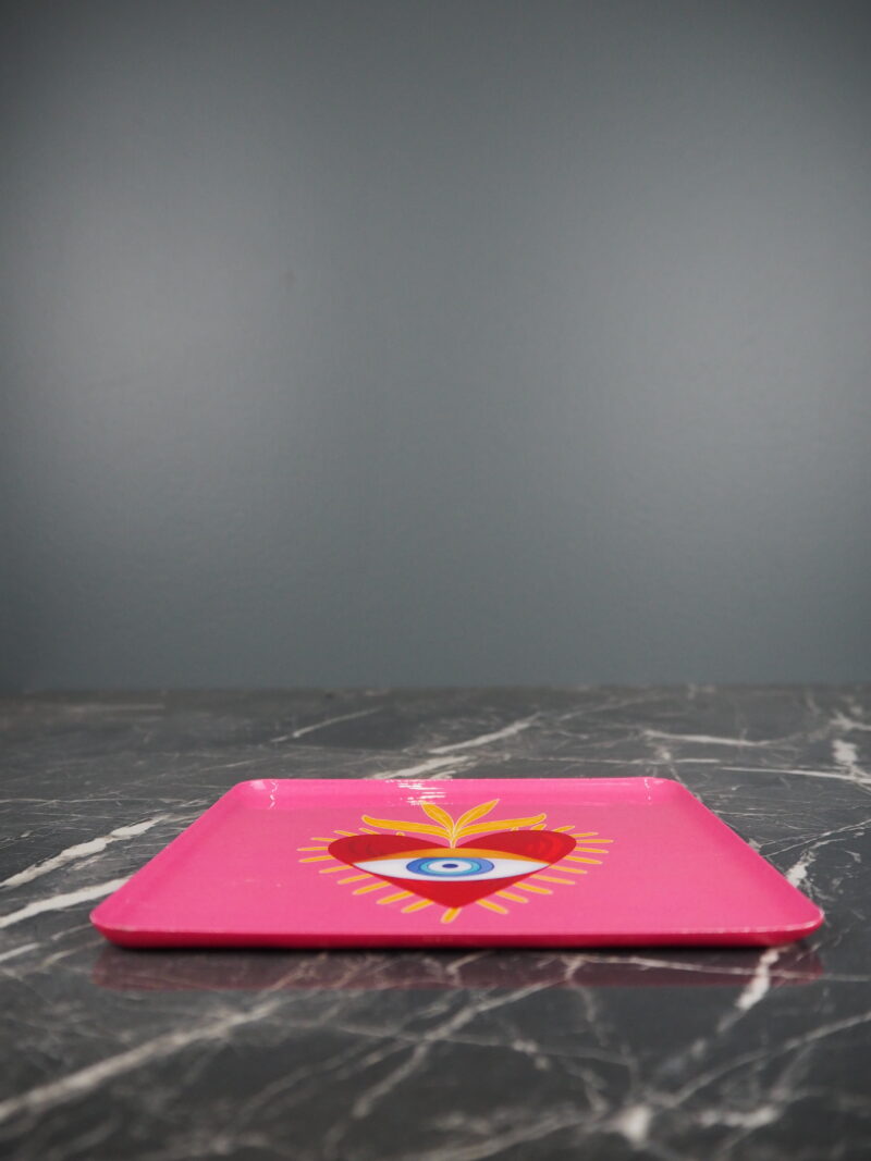 Tray w heart