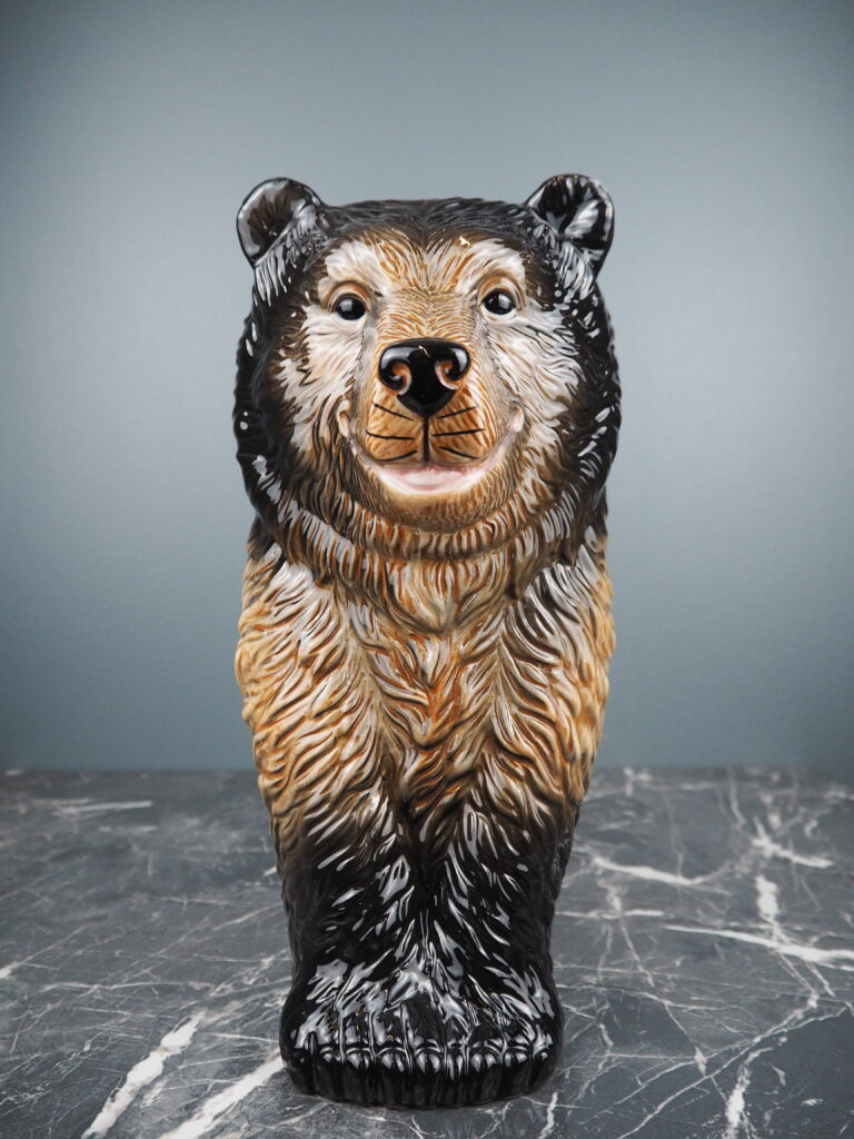 Bobby bear vase