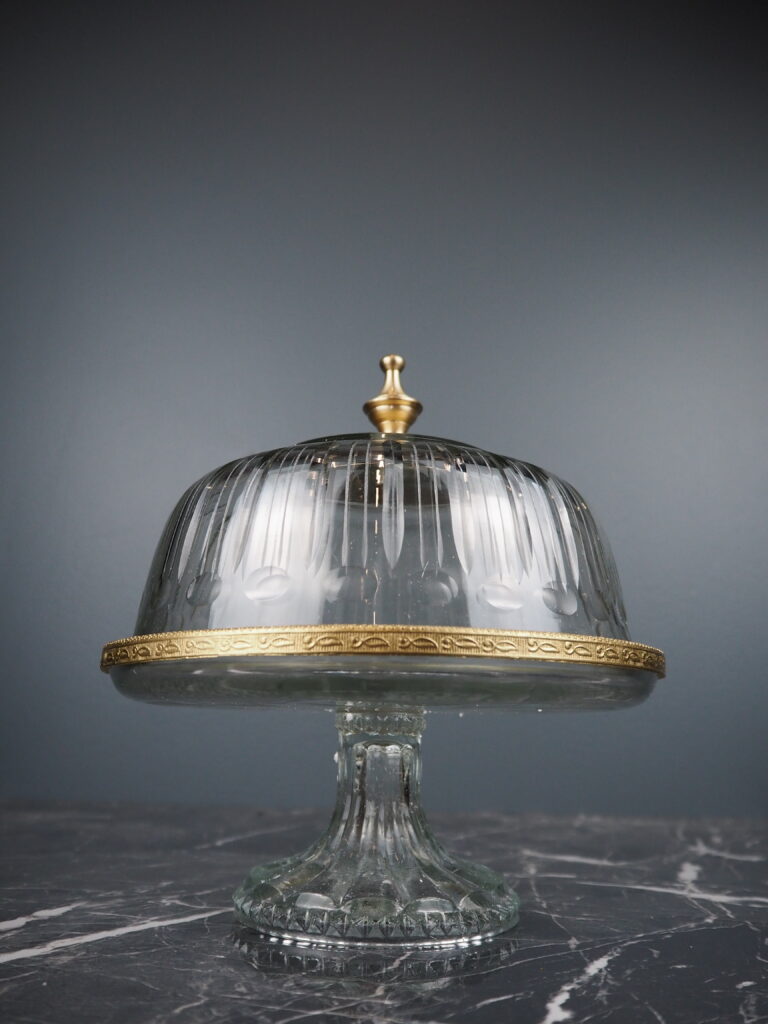 Cake dome