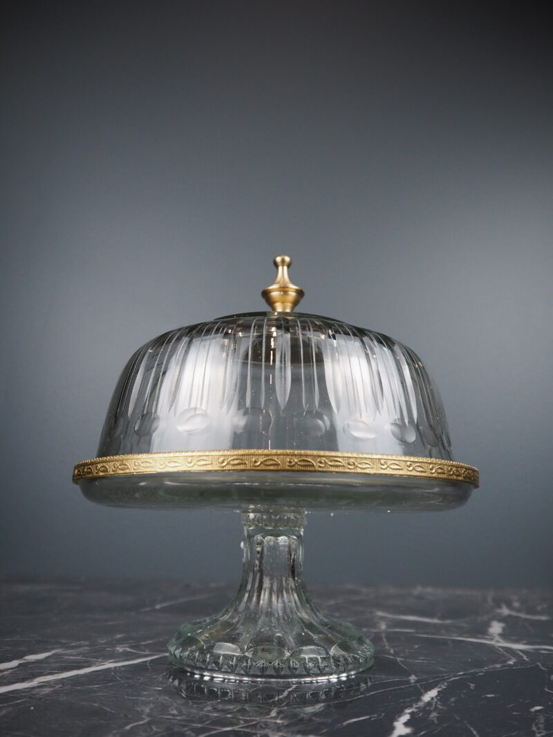 Cake dome