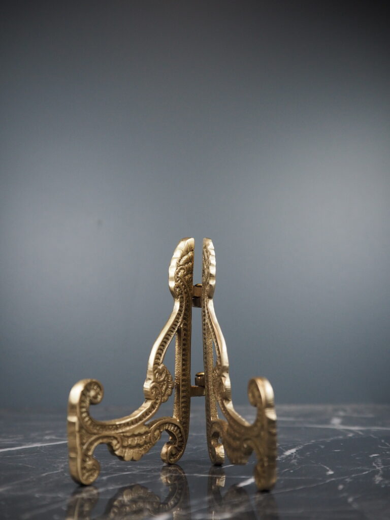 Easel stand