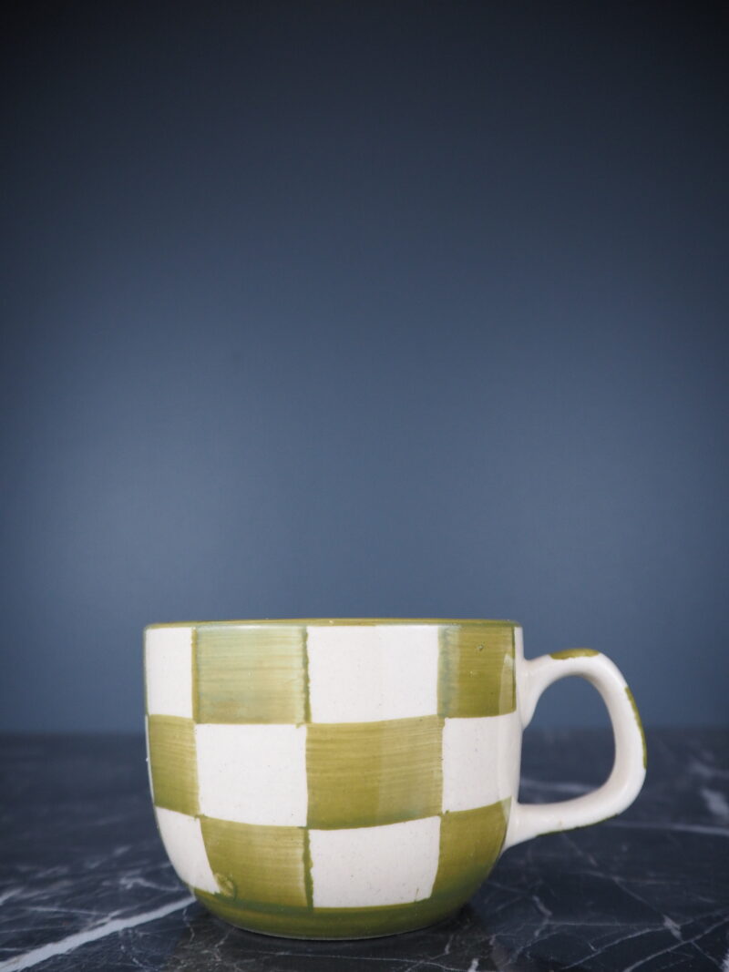 Fabiola Ceramic mug green check Hand painted