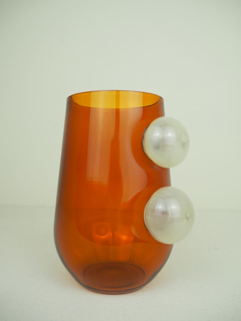 Glass brown