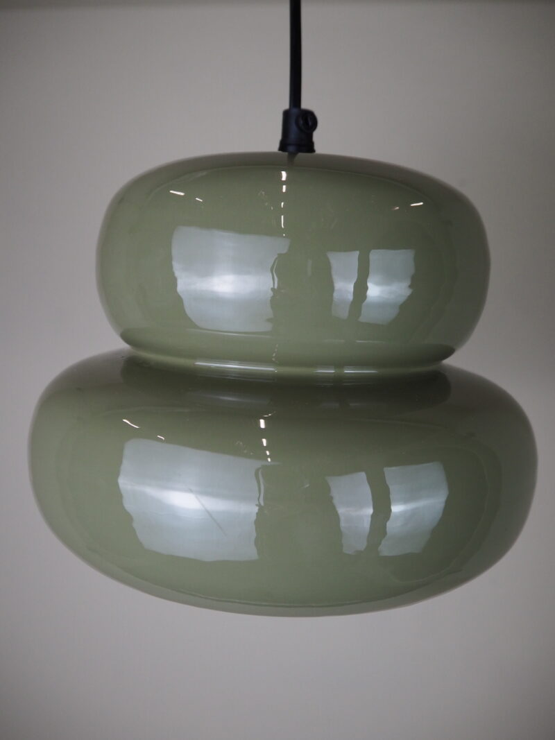 Hanging lamp green