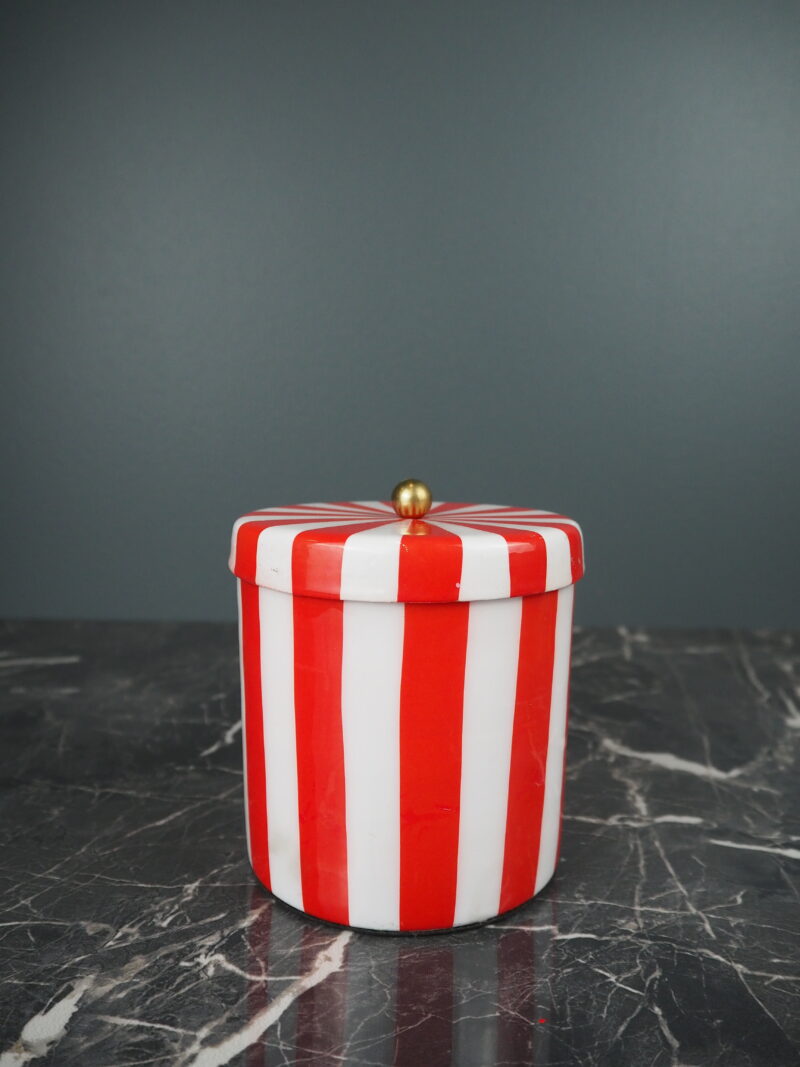 Bowl with lid