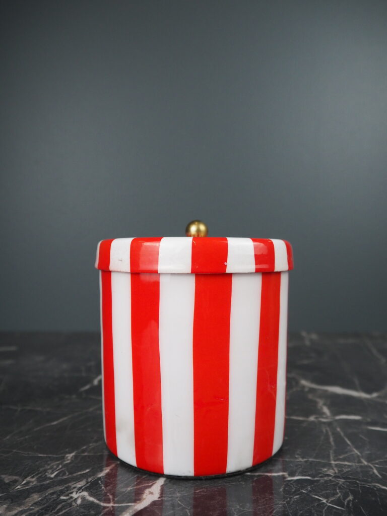 Bowl with lid - Image 3